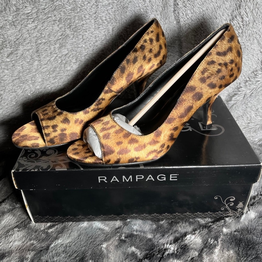 Rampage Eaton Animal Print pumps